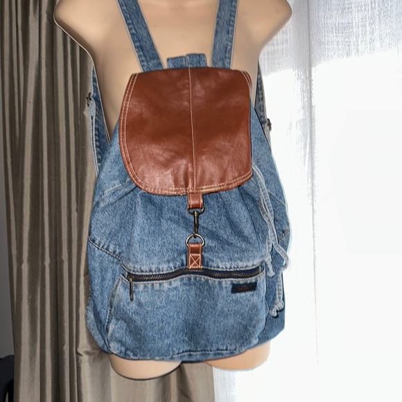 shane Handbags - Vintage Shane Denim drawstring backpack